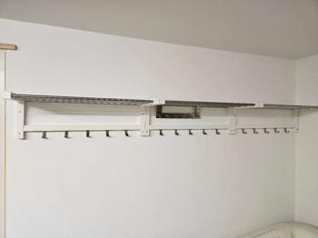 Aufhänger mit Hutablage