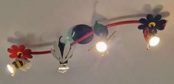 Entzückende Deckenlampe für ein Kinderzimmer