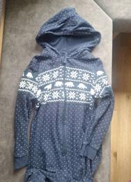 Weihnachtsoverall (Gr. 122/128)