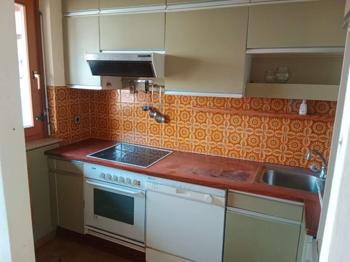 Küche, funktionstüchtig, inkl. Geräte gegen Selbstabbau zu verschenken