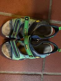Sandalen Gr. 34