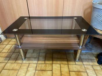 Glas-Couchtisch