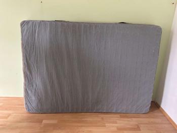 Federkernmatratze 140 cm mal 200 cm