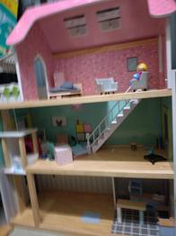 (reserviert) Puppenhaus