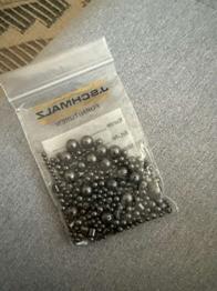 Schwarze Perlen gemischt