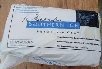 Porzellanmasse zum Töpfern