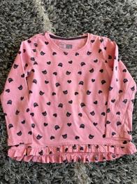 Langarm Shirt Gr.104 leichte Flecken von malen