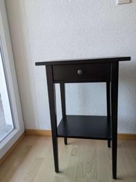 Nachttisch