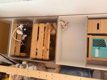 Verschenke tollen neuen Holzschrank auch aufteilbar in zwei