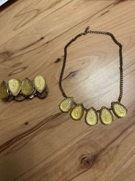 (reserviert) Kette und Armband