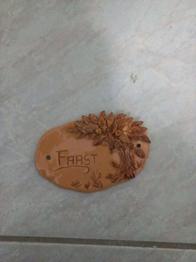 Türschild aus Keramik mit Namen FAAST