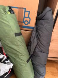 Zelt und Schlafsack zu verschenken