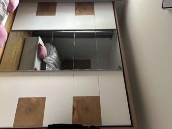 (reserviert) Kleiderschrank
