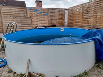 (reserviert) Rundpool