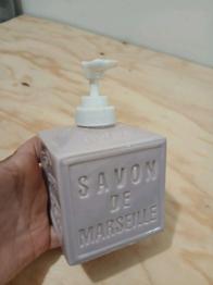 (reserviert) Seifenspender