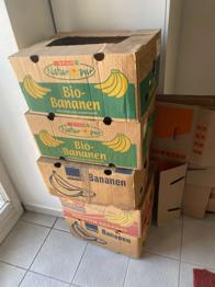 (reserviert) Bananenkisten und Umzugskartons zu verschenken