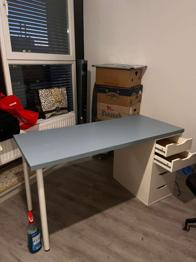 Schreibtisch 140x60x72,5cm