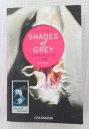 SHADES OF GREY (E L JAMES)