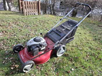 (reserviert) Rasenmäher Einhell Benzin