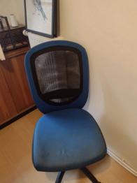 Sessel (Polster fleckig)