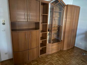 Wohnzimmerschrank zu verschenken!