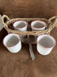 Körbchen mit 4 Becher