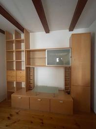 Wohnzimmerwand (siehe Fotos) zu verschenken!