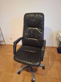 Bürostuhl