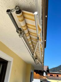 (reserviert) Markise gelb/ weiß