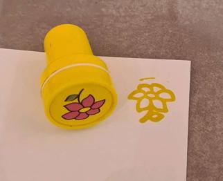 Blumenstempel gelb