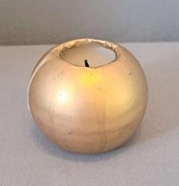 Goldene Kerze zum Einschmelzen