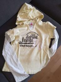 Mädchen Shirt Gr.146/152 mit Kapuze