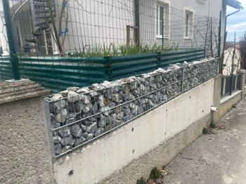 Gabionen Steinzaun Hochbeet