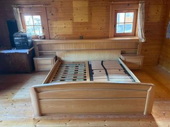 Doppelbett abzugeben