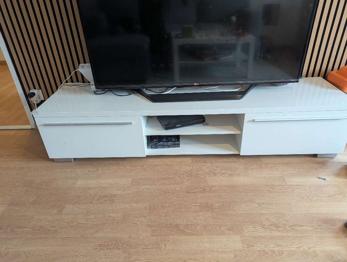 Lowboard / Sideboard