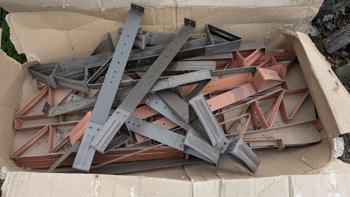 Ergo Schneenasen, gebrauchte Rinnenhaken alles Alu