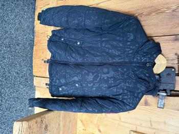 Damen Skijacke gr. L geschnitten wie gr. S