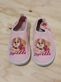 (reserviert) Badeschuhe, Schwimmschuhe, Gr. 28