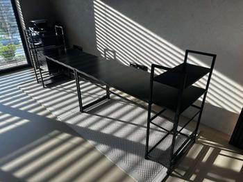 2 Stück moderne LOFT Schreibtische / Computertische schwarz / Metall / Holz