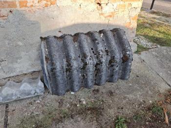 Welleneternit, Firstkappen, Unterleger