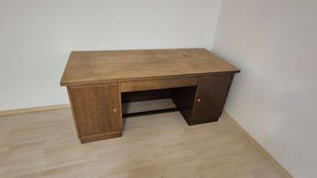 Antiker Vollholz-Schreibtisch im klassischen Arzt-/ Anwaltsstil