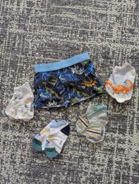 Unterhose 98/104, Socken 23-26