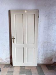 Diverse Zimmertüren zu verschenken