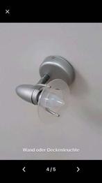 Decken oder Wandleuchte