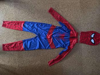 Spiderman Kostüm ca. 7-9 Jahre