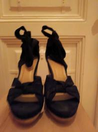 Keilsandalen (Wedges) schwarz mit Kork