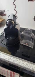 (reserviert) Nespressokaffeemaschine Wassertank