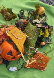 viel Herbst und Halloween Schmuck