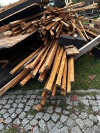 Gratis Brennholz / Bauholz gemischt - ideal zum Heizen oder Basteln