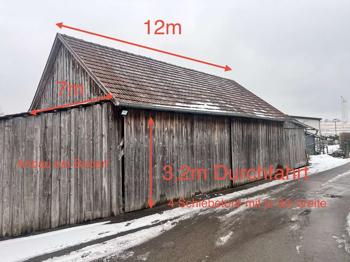 Schuppen aus Holz mit Ziegeldeckung Strangfalz